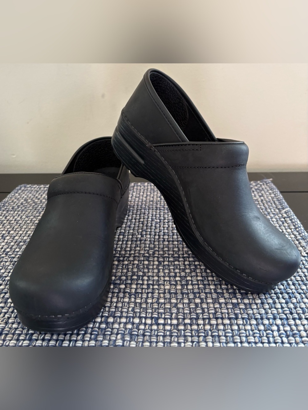 Dansko Professional Black Oiled Clog Size 38 EU (7.5-8) US Brand New